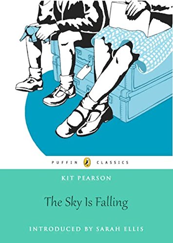 Algopix Similar Product 12 - The Sky Is Falling: Puffin Classics