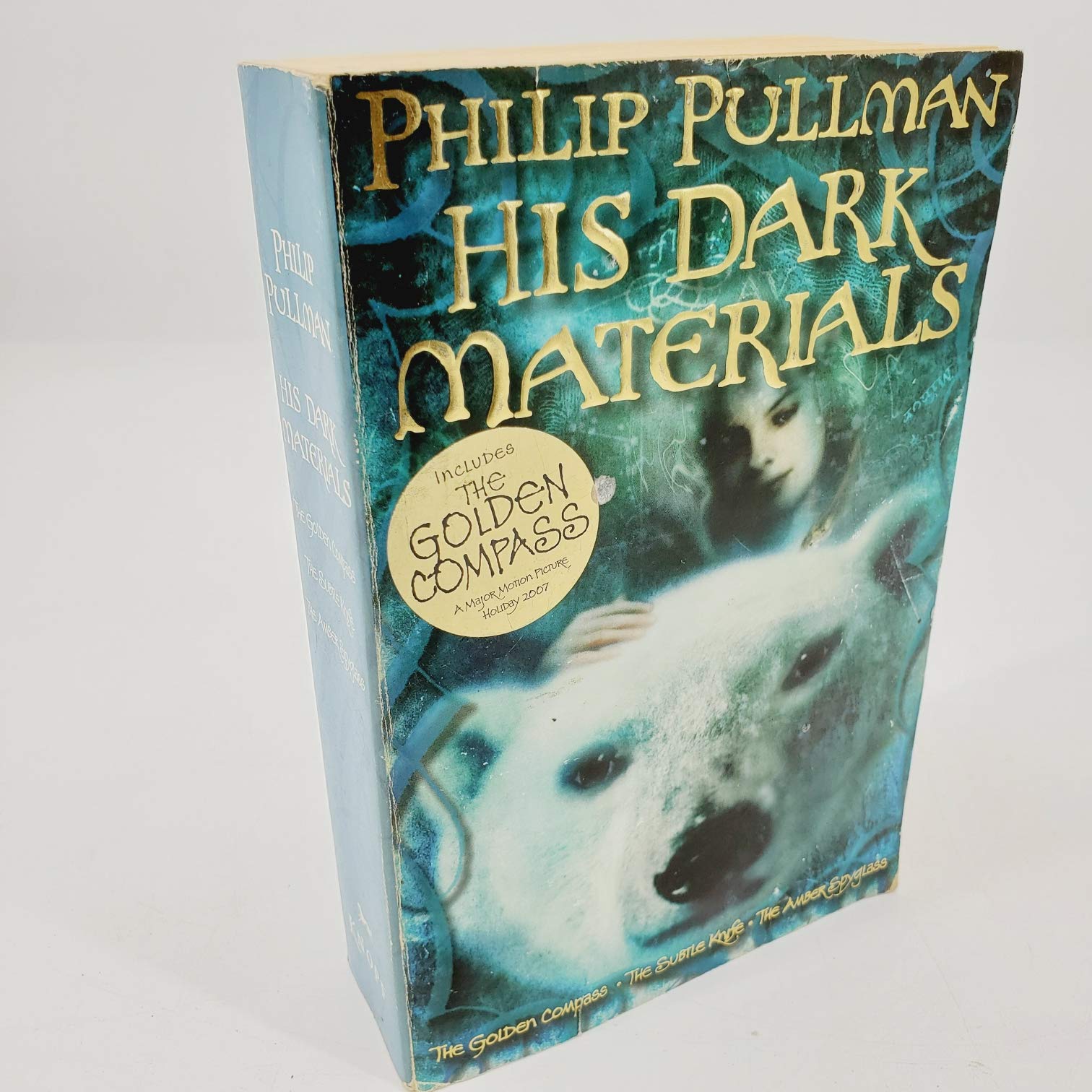 Algopix Similar Product 17 - His Dark Materials Omnibus The Golden