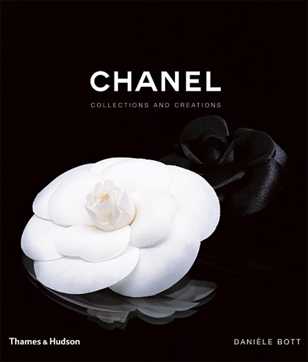 Algopix Similar Product 16 - Chanel: Collections and Creations