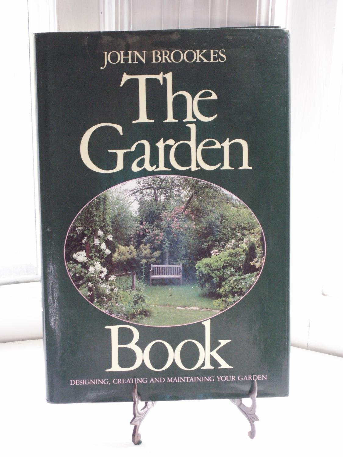 Algopix Similar Product 3 - The Garden Book