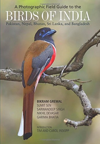 Algopix Similar Product 9 - A Photographic Field Guide to the Birds