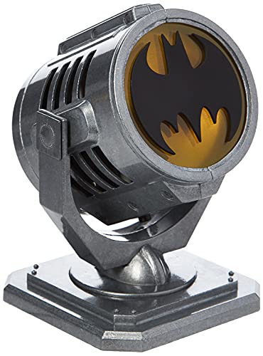 Algopix Similar Product 1 - Batman: Metal Die-Cast Bat-Signal
