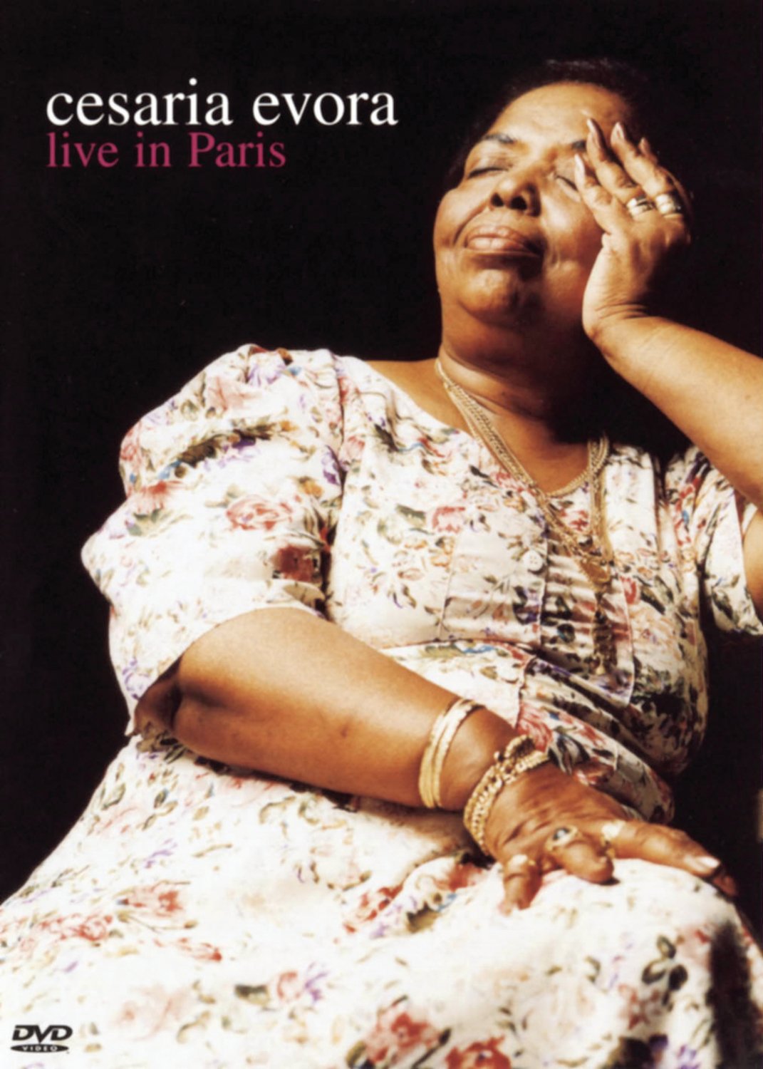 Algopix Similar Product 19 - Cesaria Evora: Live in Paris