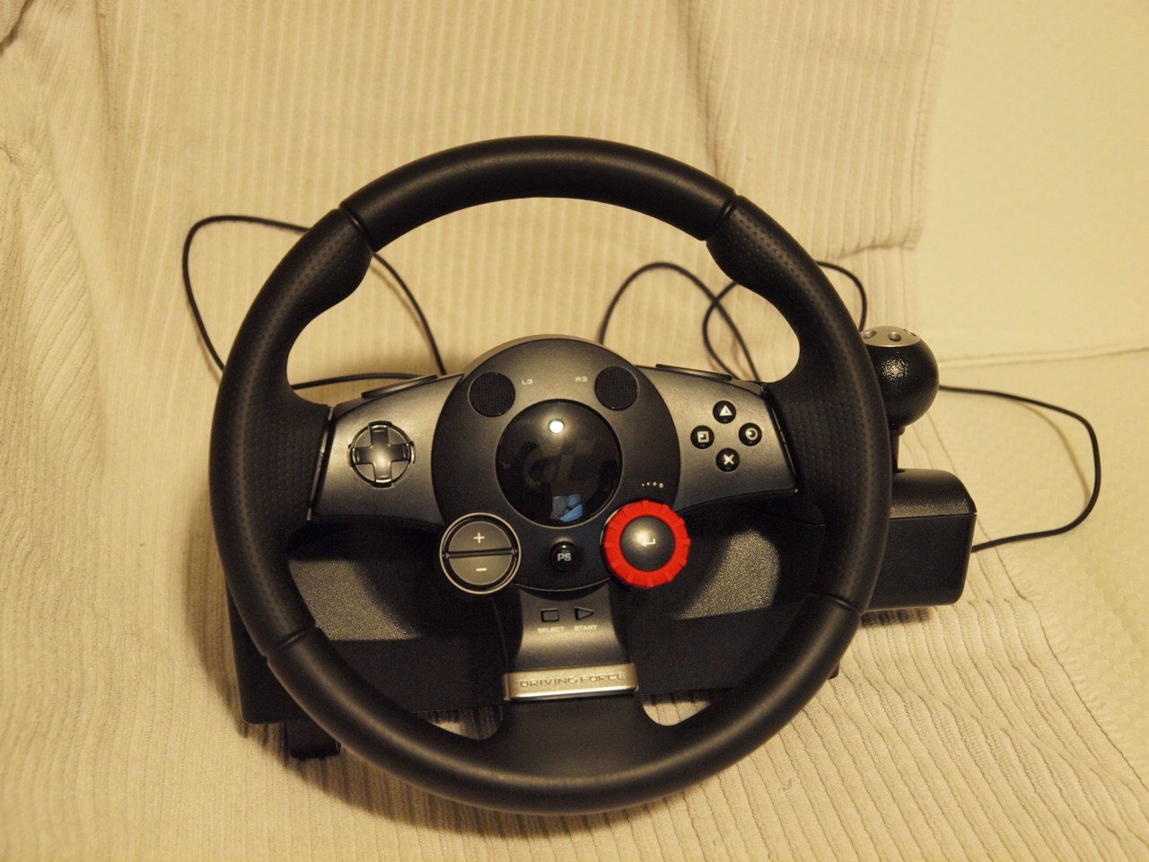 Algopix Similar Product 7 - Logitech USB PlayStation 3 Driving