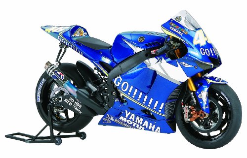 Algopix Similar Product 2 - 2005 Yamaha YZRM1 Racing Motorcycle