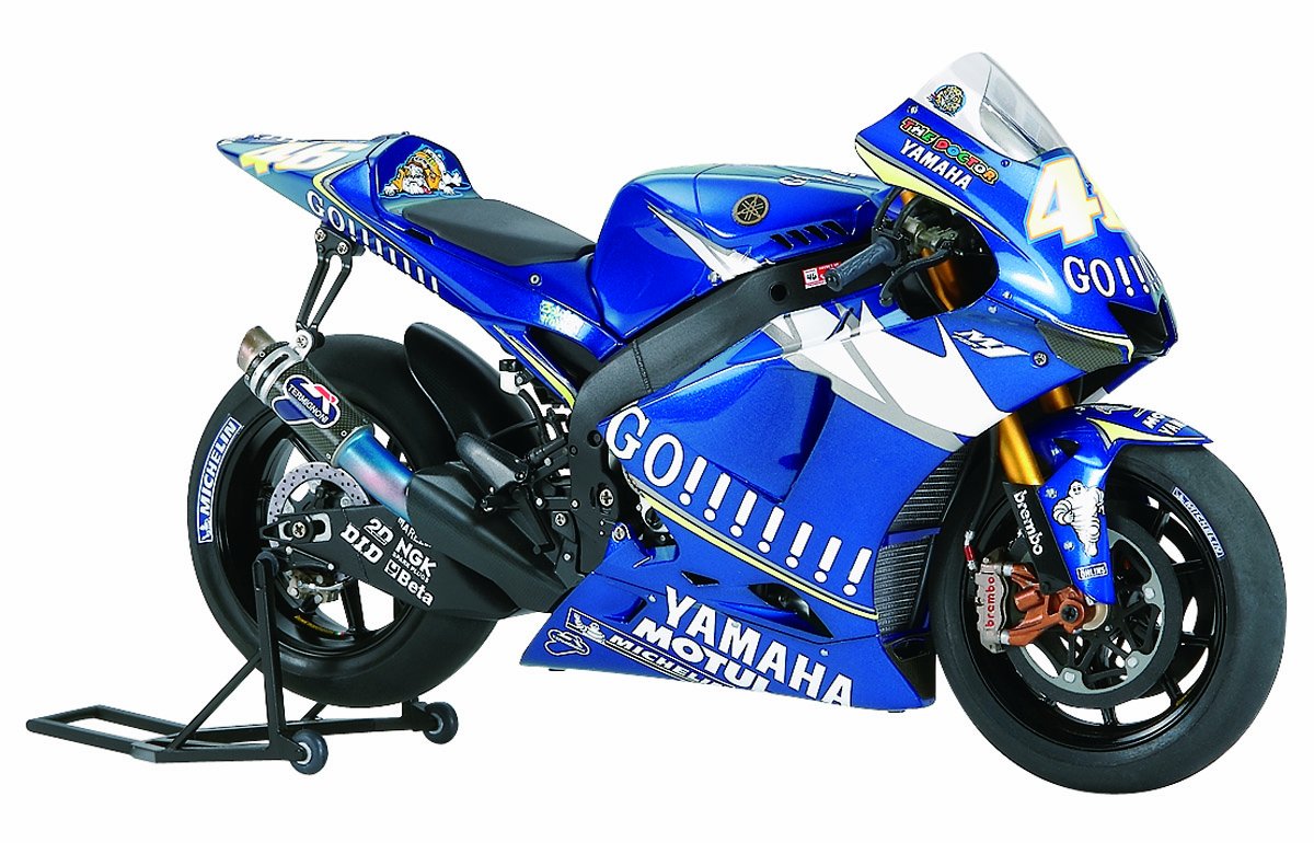 Algopix Similar Product 14 - 2005 Yamaha YZRM1 Racing Motorcycle