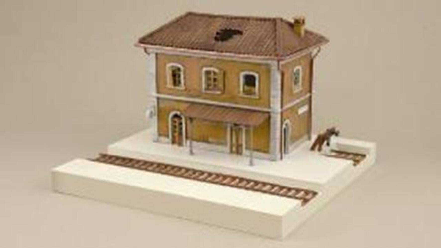 Algopix Similar Product 12 - Italeri Models Station Building Kit