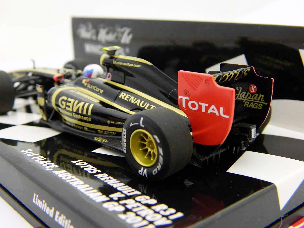 Algopix Similar Product 2 - Lotus Renault F1 143 Scale GP R31