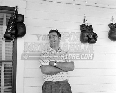 Algopix Similar Product 6 - Rocky Marciano boxing gloves on wall