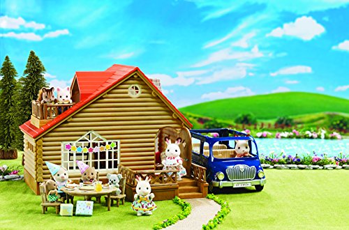 Algopix Similar Product 8 - Calico Critters Lakeside Lodge Gift Set