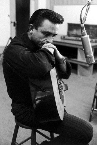 Algopix Similar Product 18 - Johnny Cash 24x36 Poster in black shirt