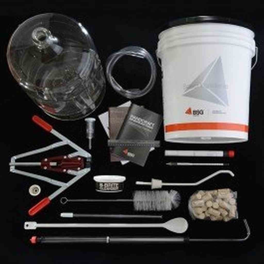 Algopix Similar Product 4 - BSG Hand Craft Fine Wine Equipment Kit