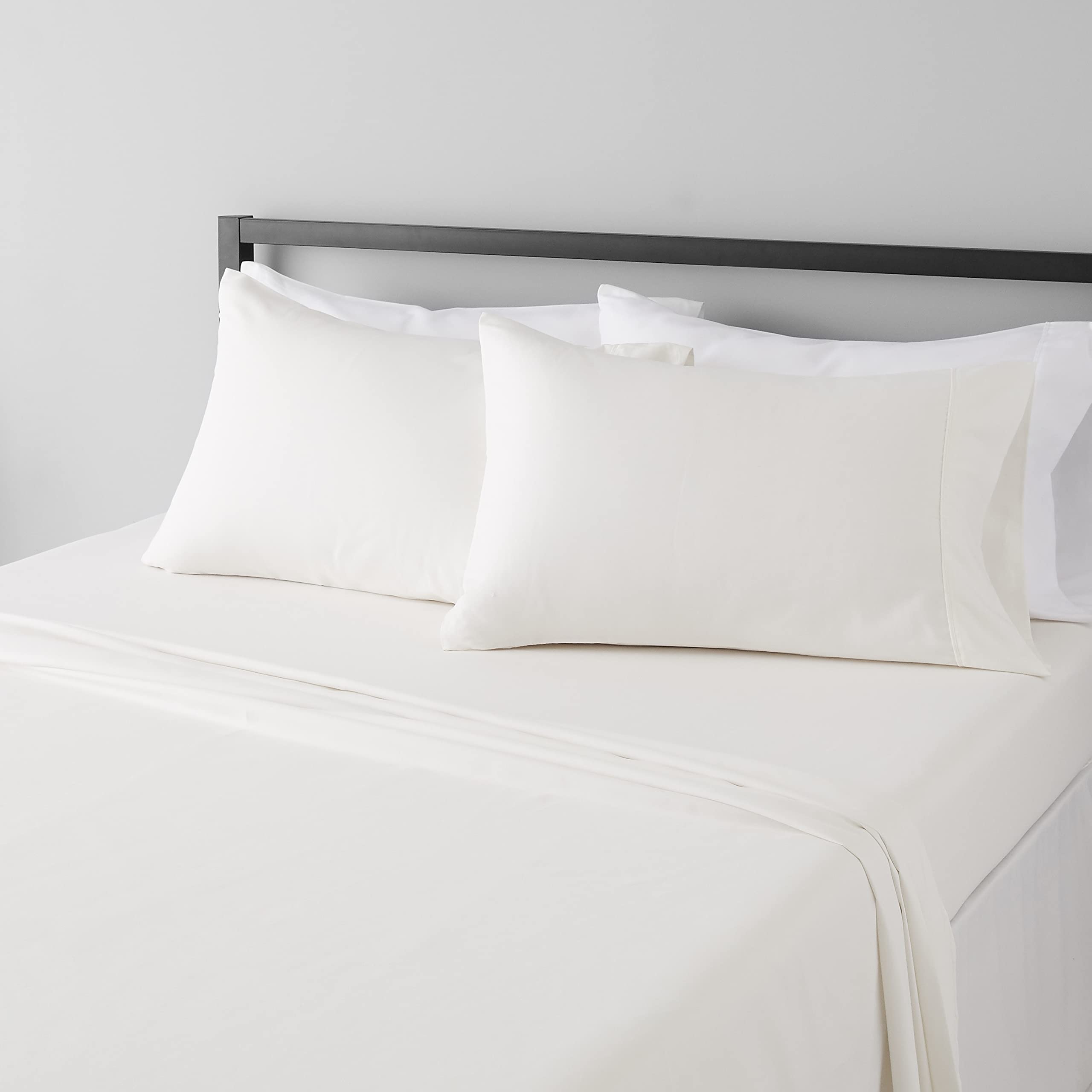 Algopix Similar Product 20 - Amazon Basics Lightweight Super Soft