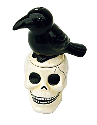 Algopix Similar Product 16 - Spooky Halloween Crow Sitting on Skull