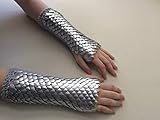 Algopix Similar Product 1 - Frost Silver Mid-Arm Scalemail Gauntlets