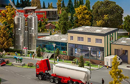 Algopix Similar Product 7 - Faller 130198 Dairy with Silos HO Scale