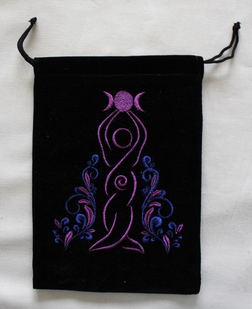Algopix Similar Product 3 - Kheops Goddess Unlined Black Velvet