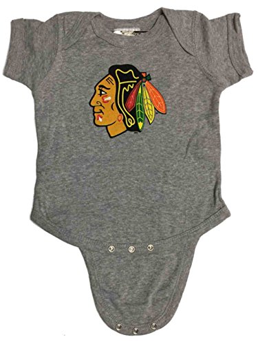 Algopix Similar Product 9 - Soft As A Grape Chicago Blackhawks SAAG
