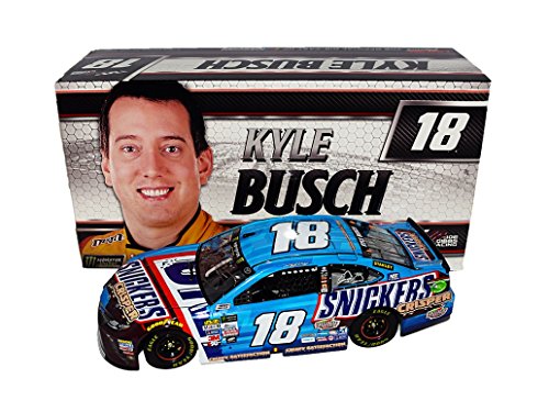 Algopix Similar Product 3 - AUTOGRAPHED 2017 Kyle Busch 18
