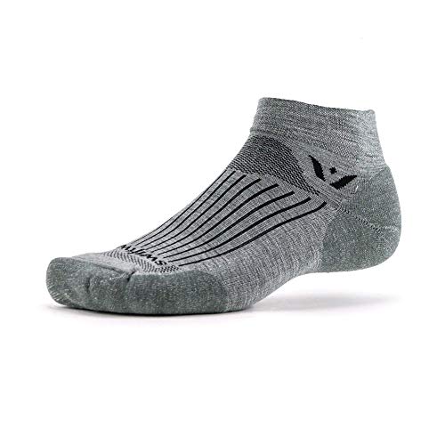 Algopix Similar Product 10 - Swiftwick PURSUIT ONE Cycling  Golf